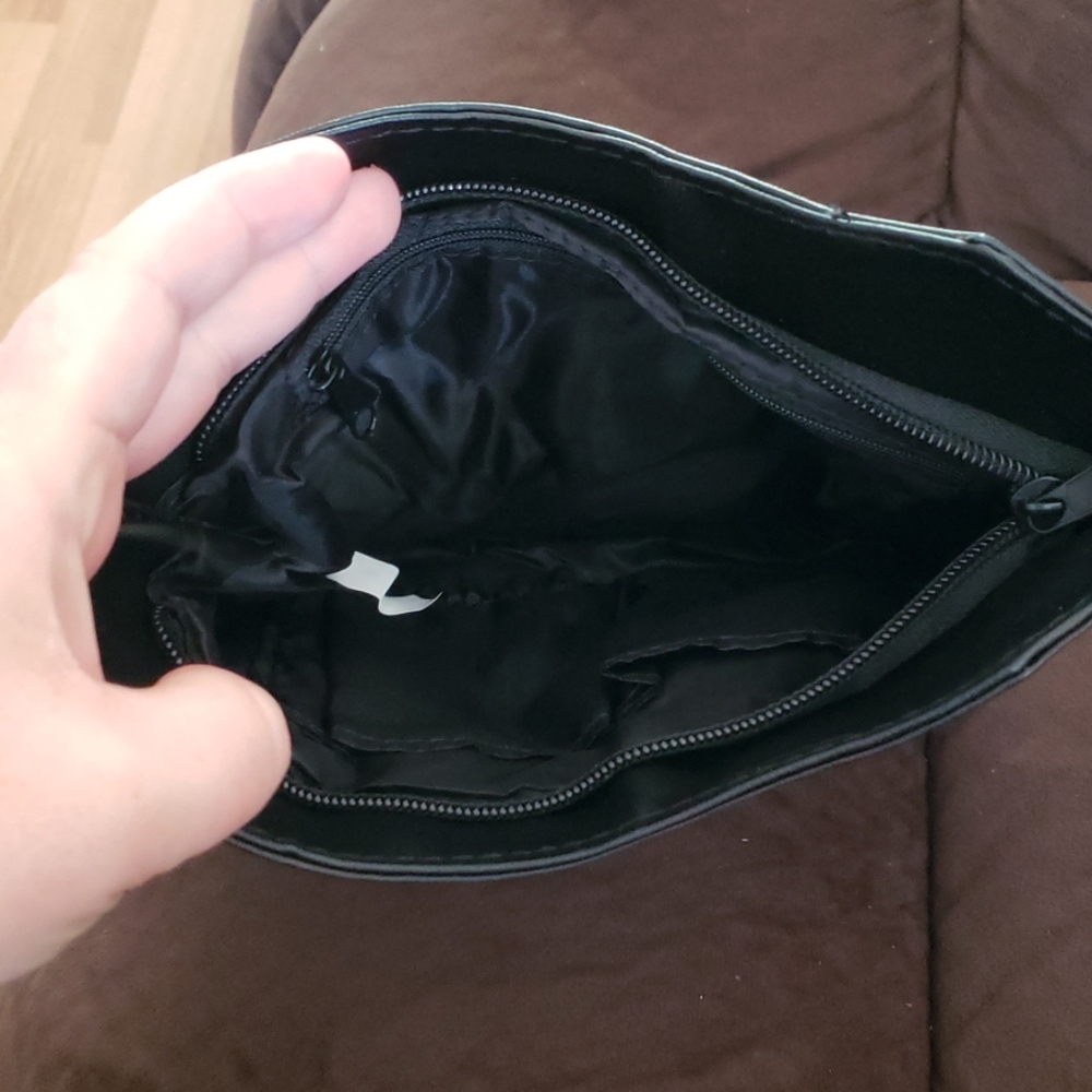 Purse - Picture 2 of 3
